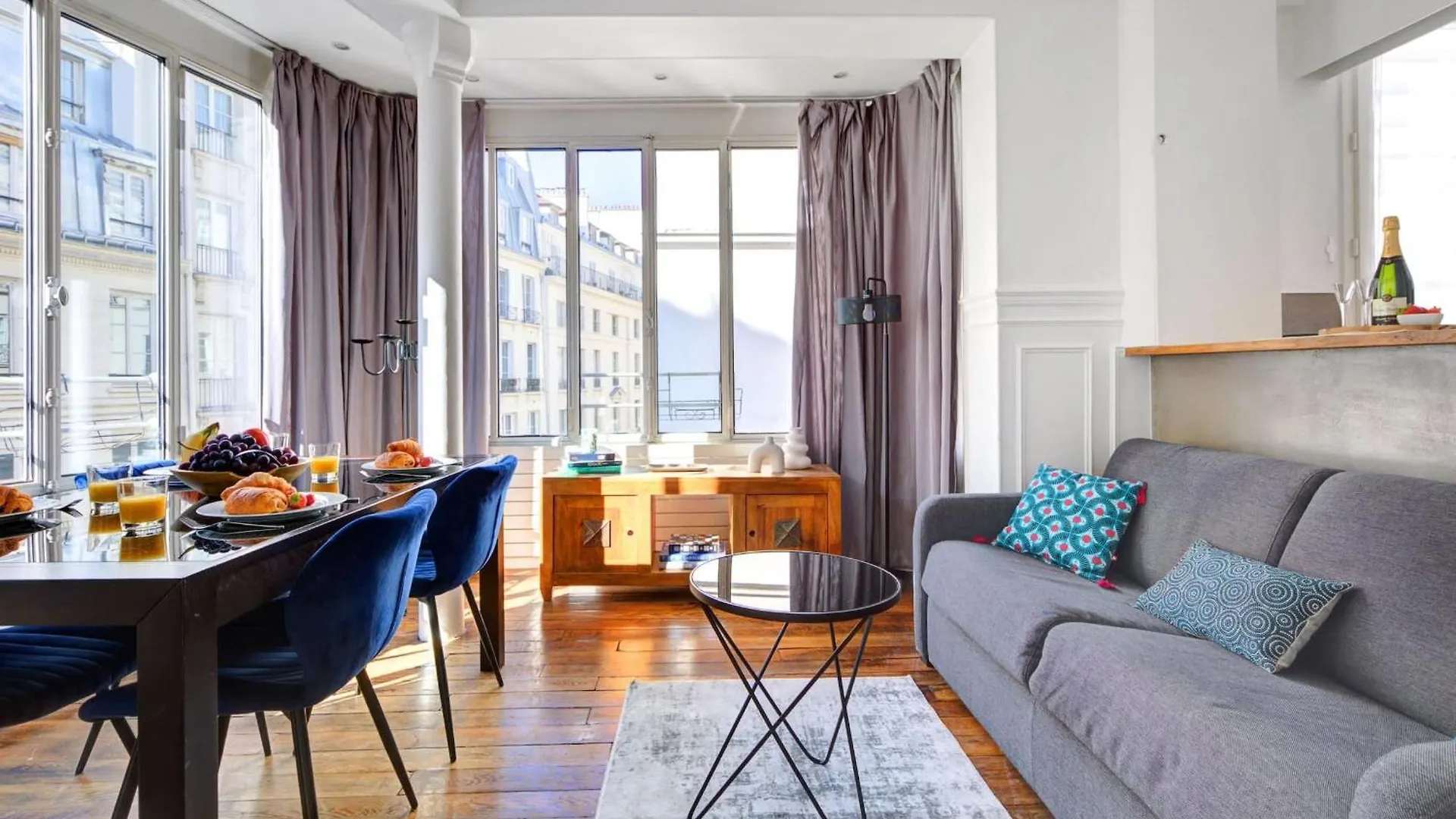 Le Louvre & Saint Germain - 1Br - Cityapartmentstay باريس 0*,